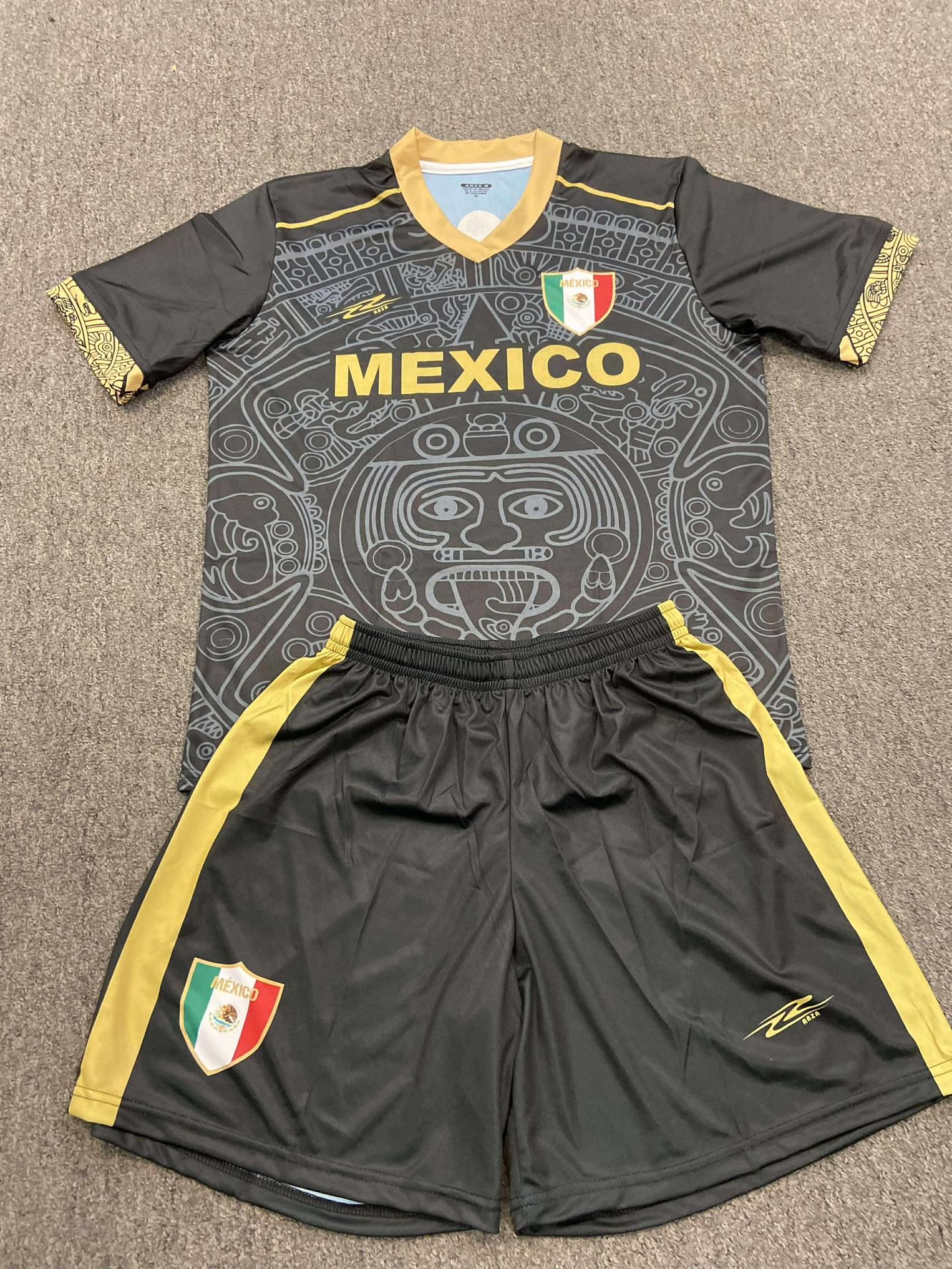 Nuevos uniformes de fútbol soccer de Mexico