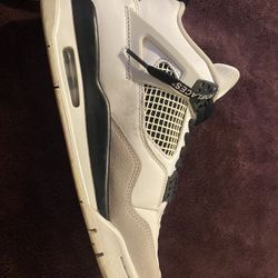 Jordan 4 Military Black