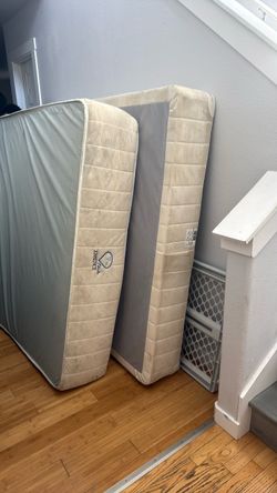 Queen bed FREE