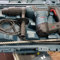 Bosch RH540M SDS Combination Rotary Hammer Drill 