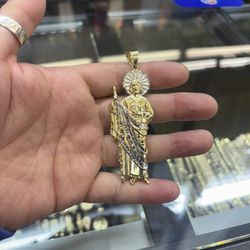 14k San Judas ✅ We Buy Gold & Silver 