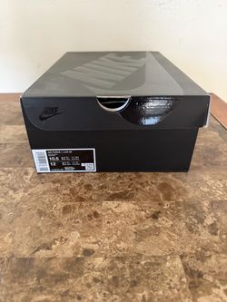 Supreme  Air Force 1 black size 10.5