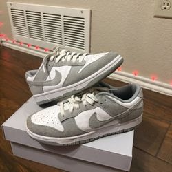 Gray & white dunks 