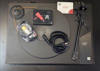 Mofi Network Record StudioDeck W Accessories