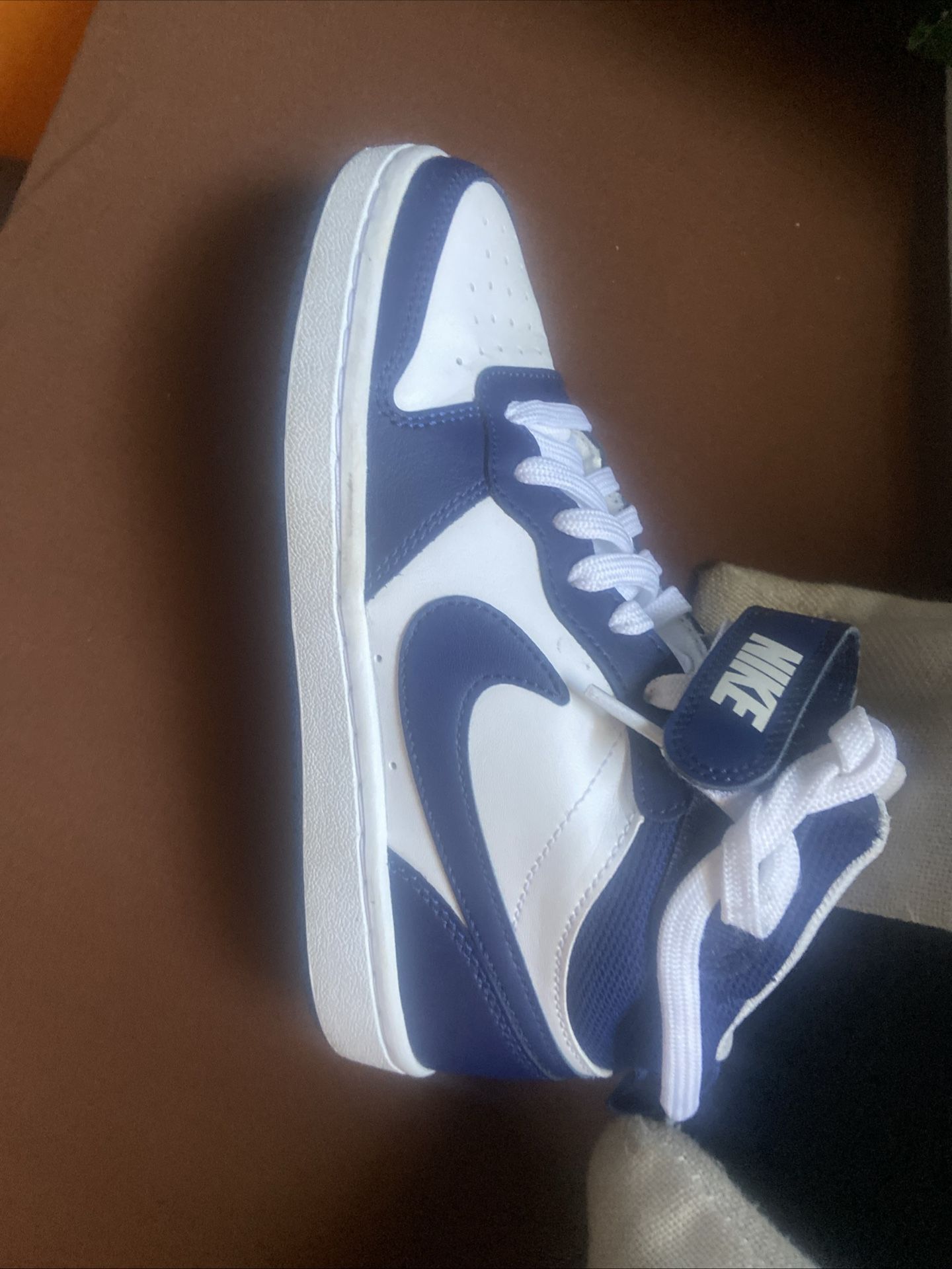 New No Box Blue N White Nike 4.5 Boys