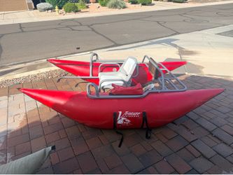 Inflatable pontoon fishing boat