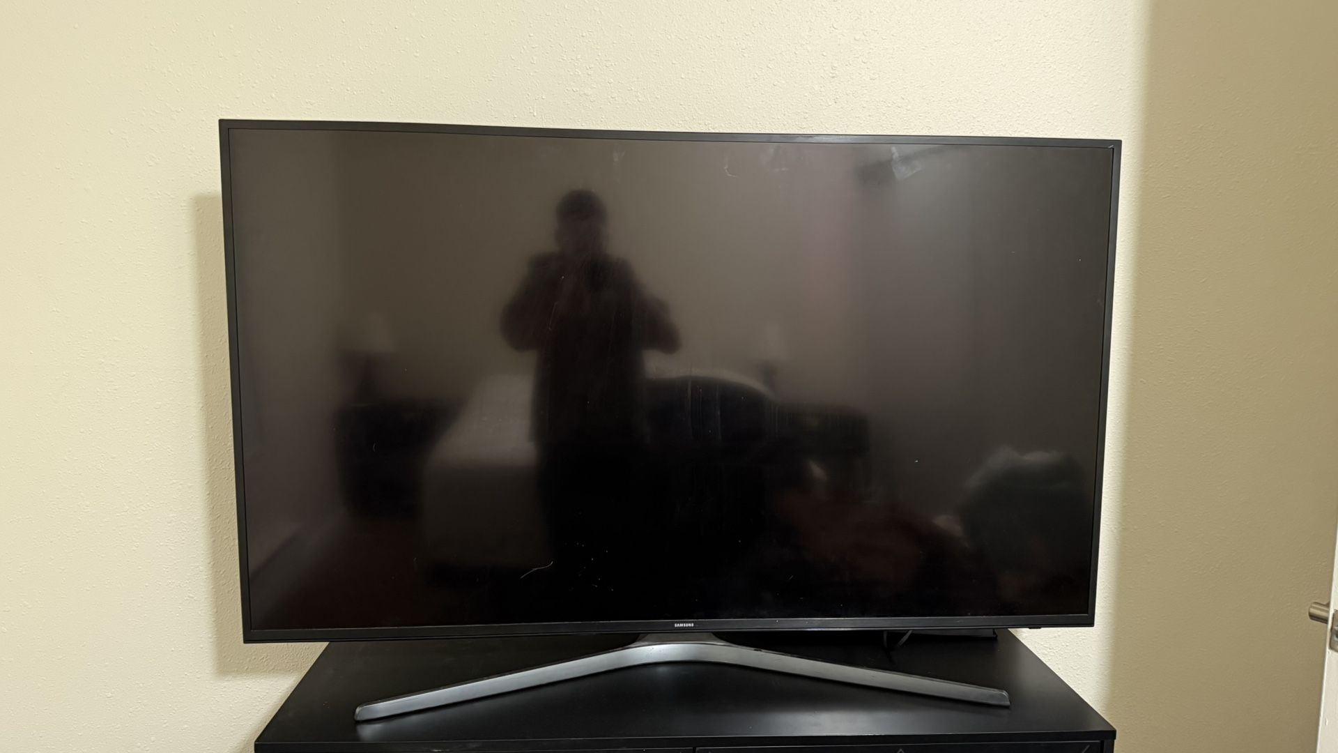 Samsung 55” TV – Excellent Condition – Works Perfectly