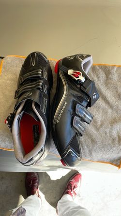 Road biking shoes size 45 or 10-1/2