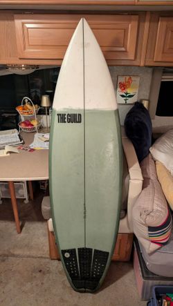 5'10" Guild short board $300