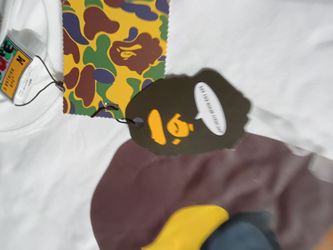 M a bathing ape