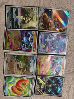 Se venden cartas de Pokémon muy buenas condiciones