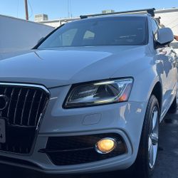 Audi Q5  2.0 T S Line 