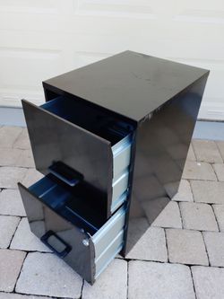 2 drawers metal file cabinet. No key