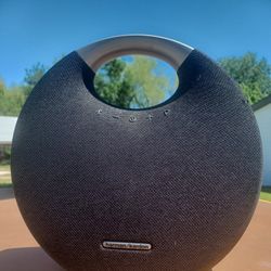 Harmon Kardon Bluetooth Speaker