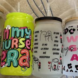 Custom Cups w/ lid & straw included