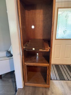 Entertainment center cabinet