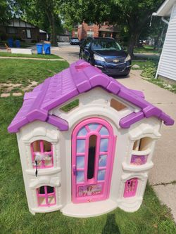 Barbie 2024 playhouse outdoor