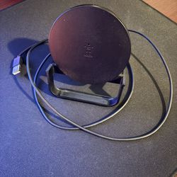 Belkin 10W Quick Wireless Charger for Phones (no charging brick)