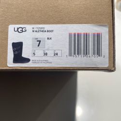 Uggs Size 7