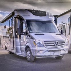 2019 ULTRA BROUGHAM 25MB