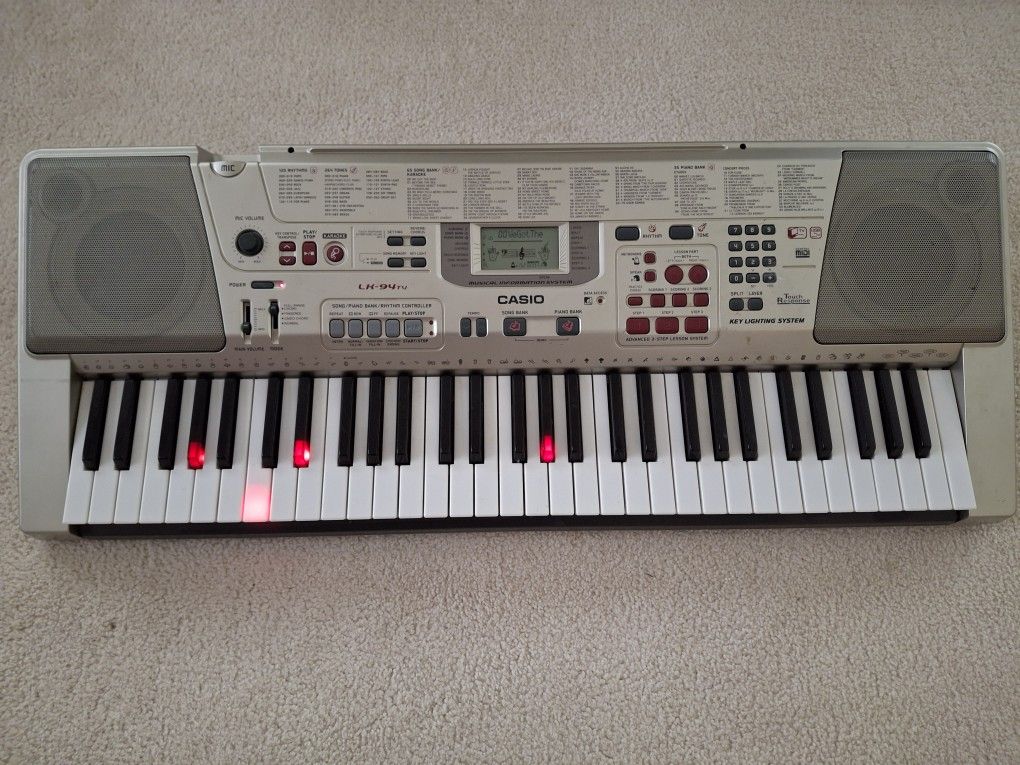 Casio LK-94tv Electric Keyboard Piano