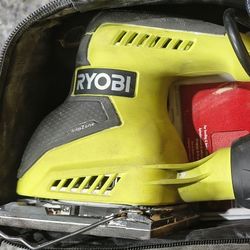 RYOBI 2 Amp Corded 1/4 Sheet Sander