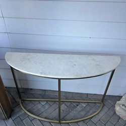 Entry table/ marble and gold