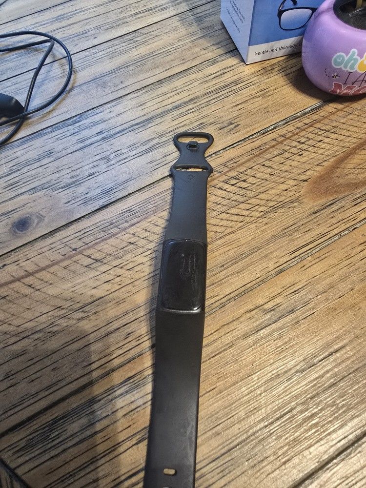 Fit Bit Charge 6