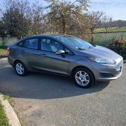 2014 Ford Fiesta Se