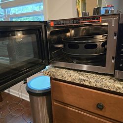 Microwave/Air Fryer/Convection Oven