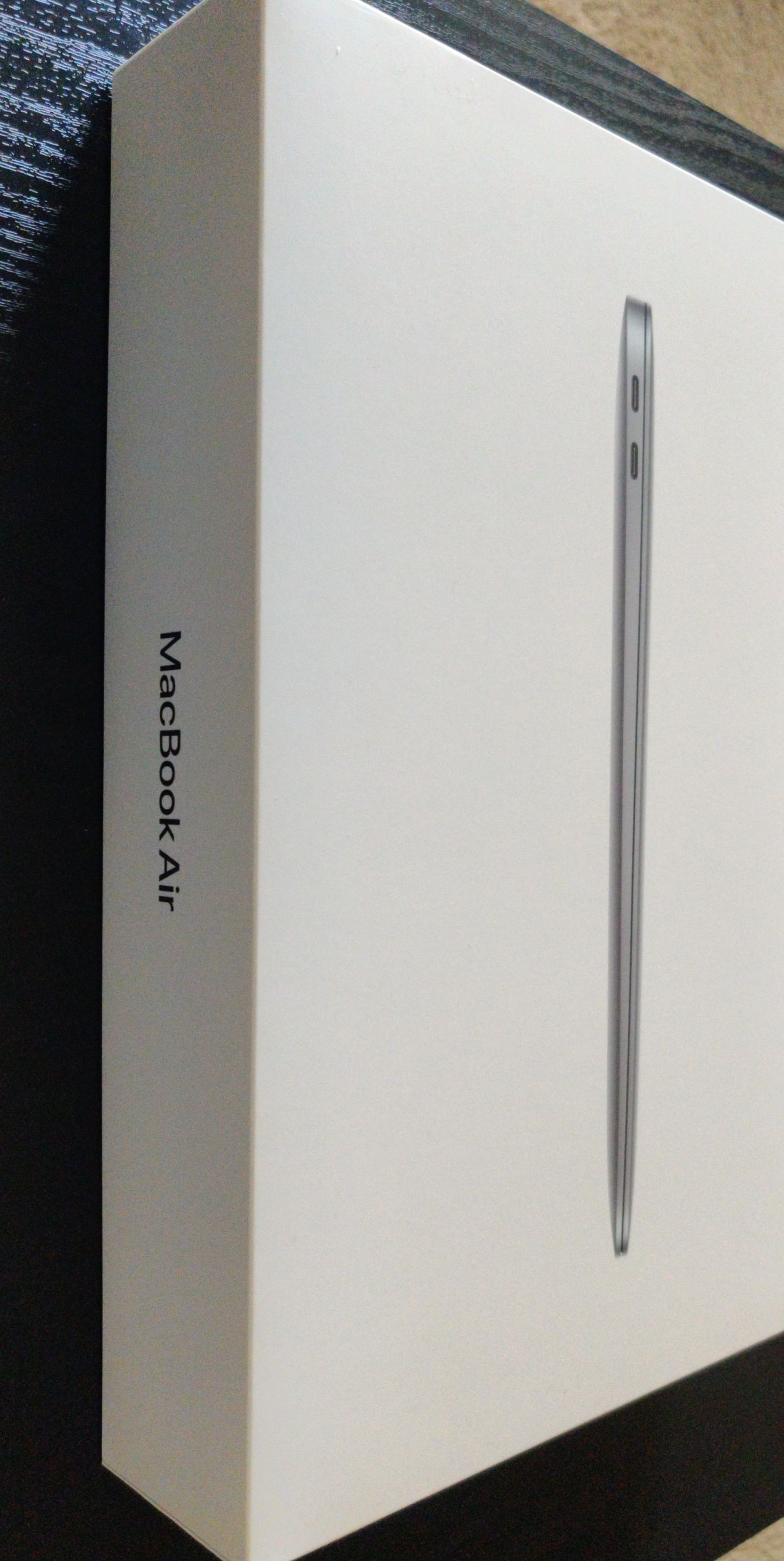 MacBook Air 13.3 2020 latest model
