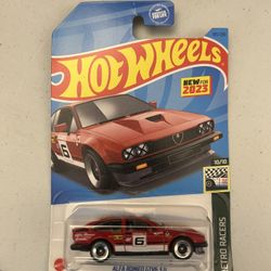Hot Wheels Alfa Romero GTV6 3.0 