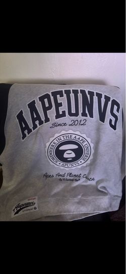 bape sweat shirt