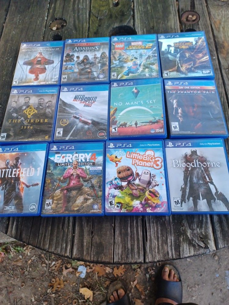 29 EMPTY PS4 VIDEO GAME CASES $60 FINAL PRICE