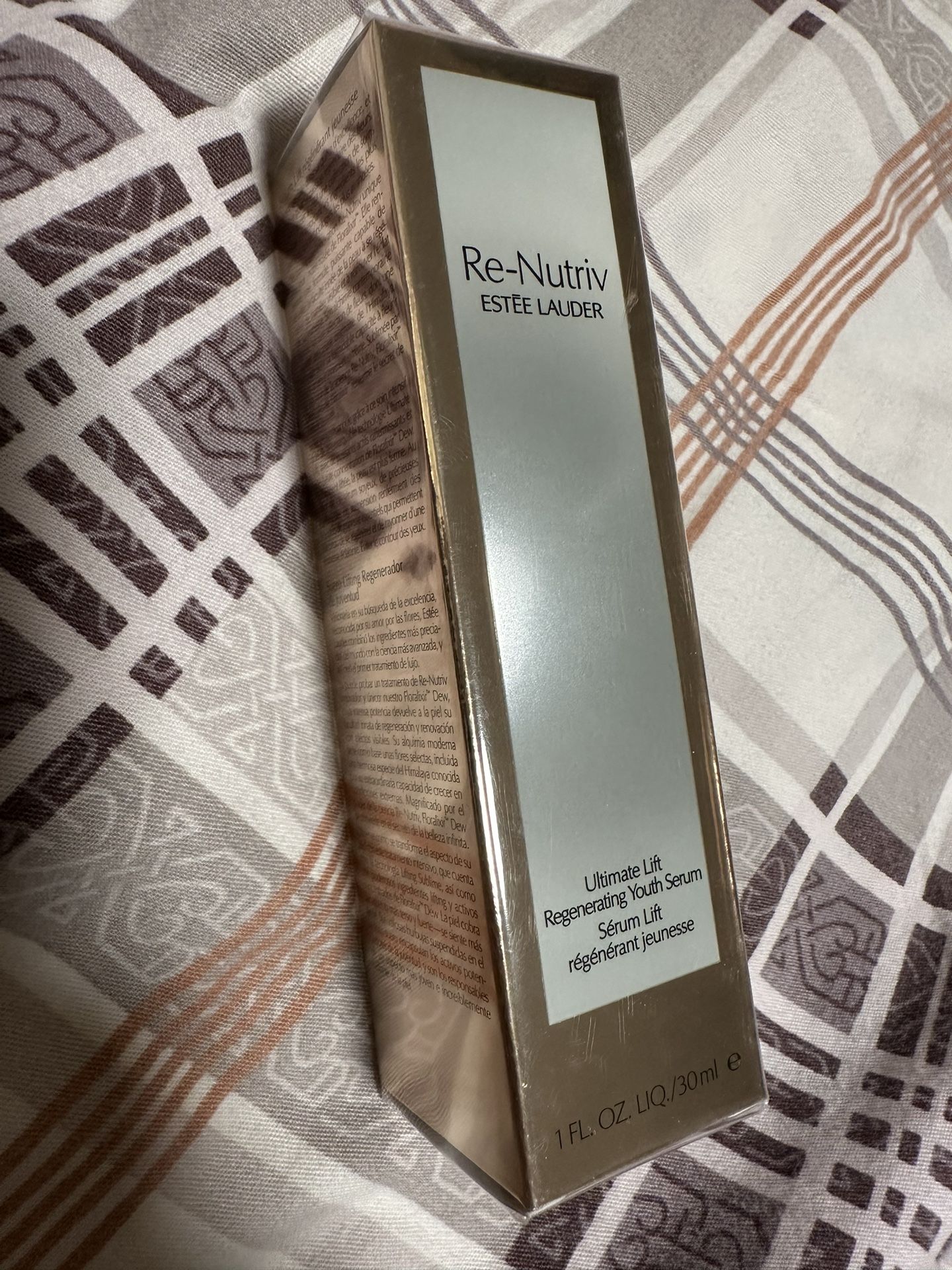 Estée Lauder Re-Nutriv Ultimate Lift Regenerating Serum – Anti-Aging Serum Für Straffere Haut