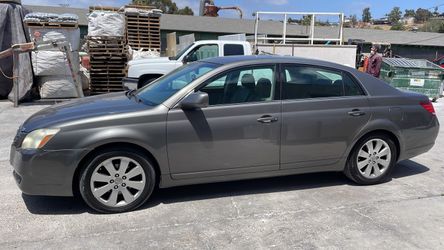 Toyota Avalon 2006