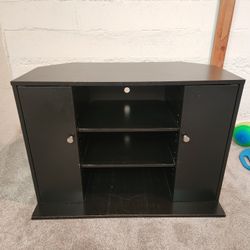 Media Center / TV Stand