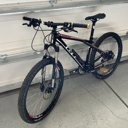 GT Avalanche Men’s 26” MTB - S Frame Size