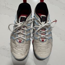 Men’s Size 9 Nike Vapor max Shoes