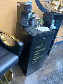 Free mini Fridge