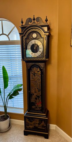 Colonial Zeeland Chinoiserie Paint Decorated Grandfather Clock