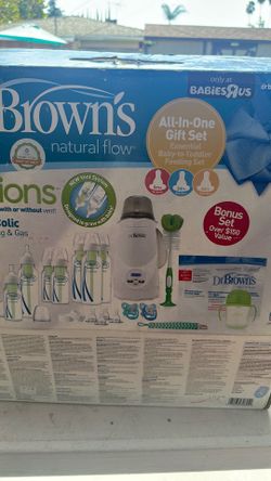 Bottle Warmer Gift Set, Dr. Brown’s Natural Flow Baby Gift Set
