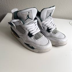 Nike Air Jordan 4 Retro