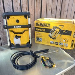 Dewalt 15 Amp Jobsite 3000 PSI 1.1 Gpm Cold Water Electric Pressure Washer 