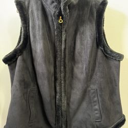 CHAPS Black Vest W/Black Faux Fur Lining, Front Zip, Womens Size 1X