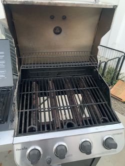 BBQ Propane Grill        brand: Char-Broil