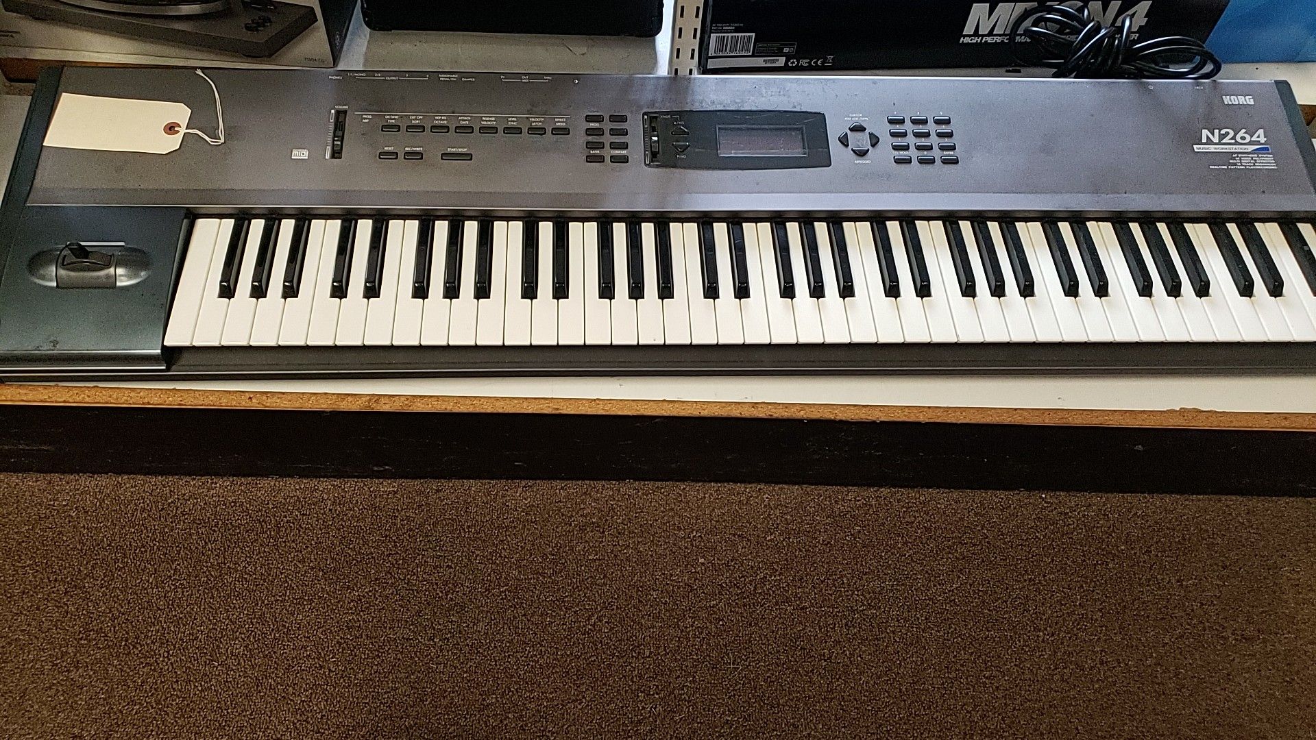 Korg N264 Music Keyboard Workstation 76 Key