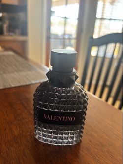 Valentino born in Roma edt
