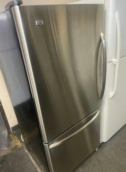 Energy Efficient Maytag Bottom Freezer Refrigerator