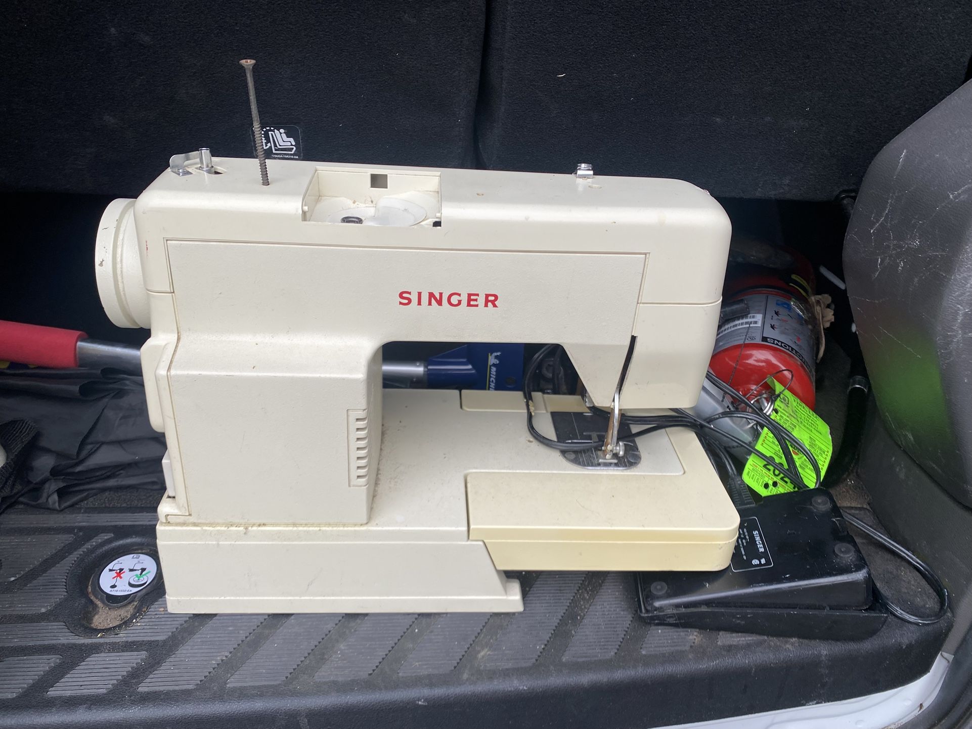 Singer Sewing Machine